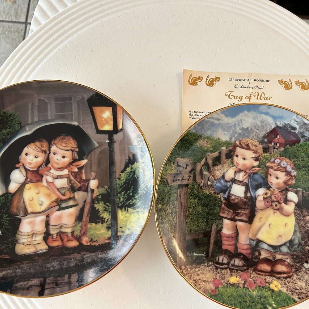 Hummel plates- set of 2  Tug of War" - with a certificate of authenticity
